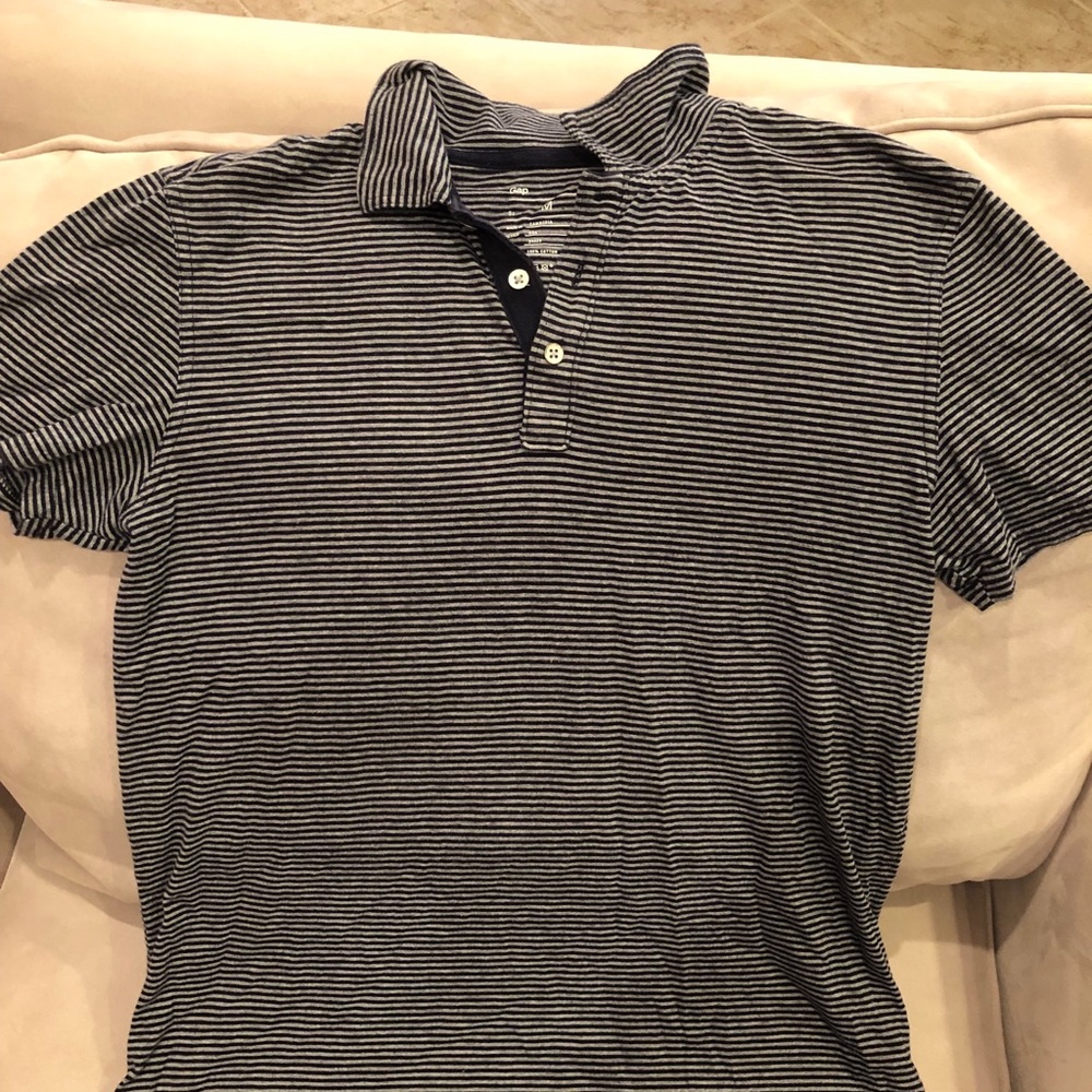 Gap Men’s medium striped polo shirt
